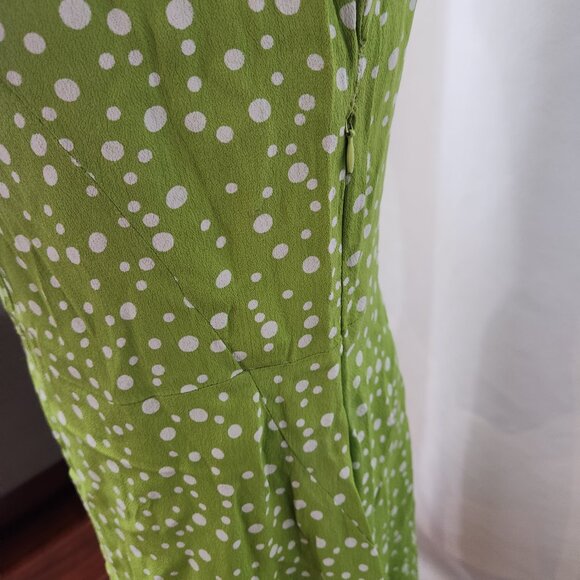 Lime green Dress with white polka dots - Picture 4 of 5